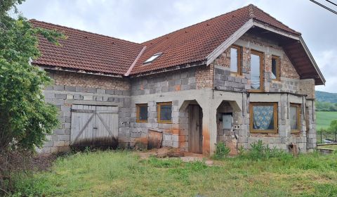 Rodinný dom na dokončenie za výbornú cenu !! 