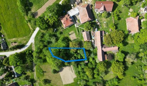 Exkluzívne ponúkame na predaj pozemok v Turej Lúke časť Junasov