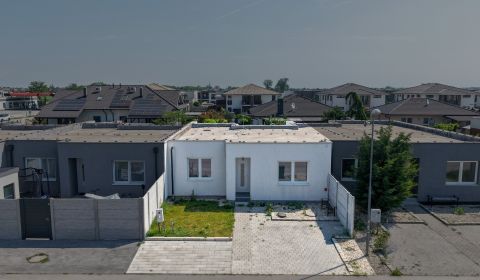 Moderný 4-izbový rodinný dom v Ekoosade, Veľké Úľany