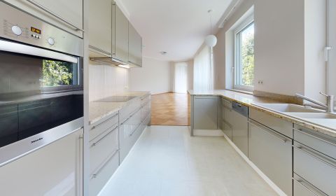 RIVERS | Nadštandardné bývanie na prestížnej adrese v Starom Meste