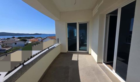 Šibenik/okolie(HR)-Krásny penthouse s otvoreným výhľadom