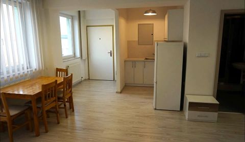 Prenájom 2 izbový byt pri centre – Račianske mýto, BA III. Nové Mesto