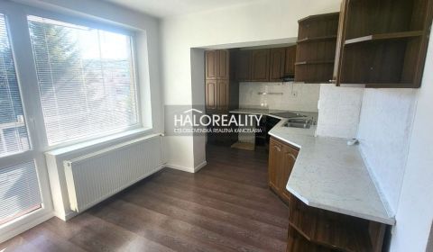 Predaj, trojizbový byt Žiar nad Hronom, veľkometrážn...