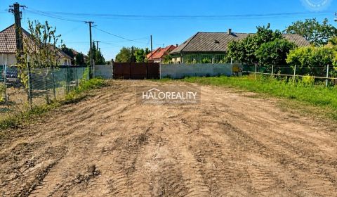 Predaj, pozemok pre rodinný dom   341 m2 Jur nad Hro...