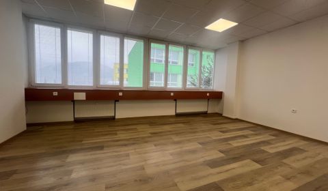 Prenájom kancelárske priestory 27 m² -Banská Bystrica, Zvolenská cesta