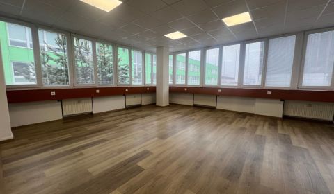 Prenájom kancelárske priestory 39,6 m² -B. Bystrica, Zvolenská cesta