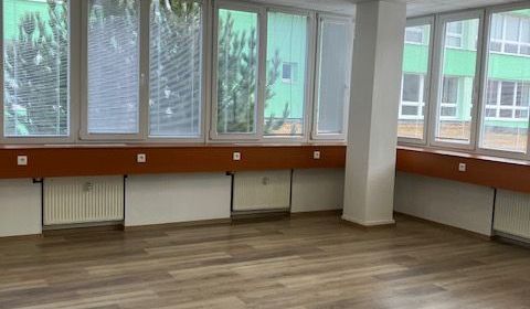 Na prenájom kancelárske priestory 66,6 m² - Banská Bystrica, Zvolenská