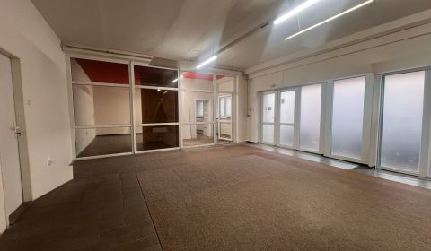 Na prenájom priestor 144m2 - Banská Bystrica, Zvolenská cesta