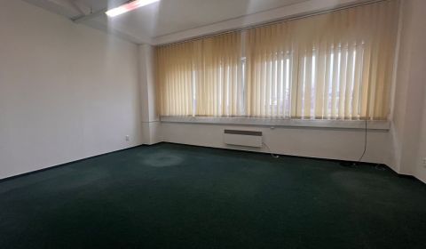 Na prenájom kancelária 24m2 - Banská Bystrica, Zvolenská cesta NO556ZL