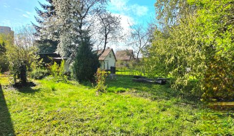 : Záhrada s chatkou, Košice – Krásna, 716 m², elektrina