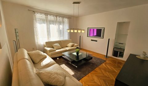 Prenájom, dvojizbový byt, Centrum-Bulvár, Žilina, Exkluzívne RealityIQ