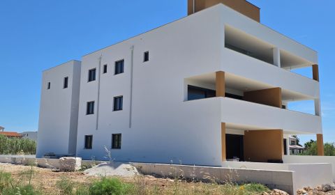 CHORVÁTSKO - Apartmány 60 m od mora - PRIVLAKA