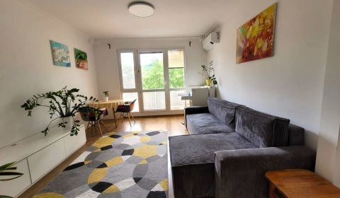 Prenájom 3 izbový byt, Teplická ulica, Bratislava III. Nové Mesto