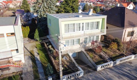 PREDAJ - Rodinný dom - Pavlice, Celková rozloha 1469m²