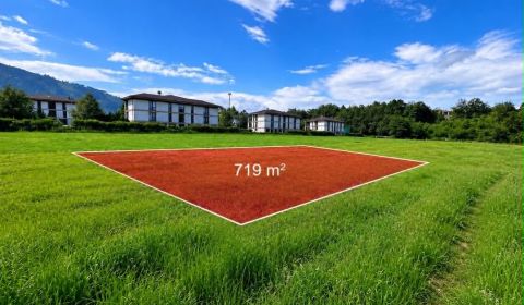 STAVEBNÝ POZEMOK 719 m2 V KRASŇANOCH PRI ŽILINE