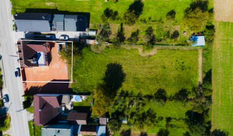 6-izbový rodinný dom, pozemok 516m2, garáž 20 m2  | Horňany