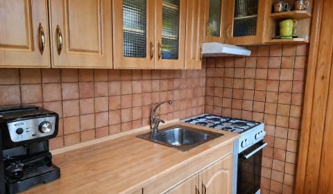  Znížená cena ! Na prenájom 2 izbový byt - Banská Bystrica, Trieda SNP