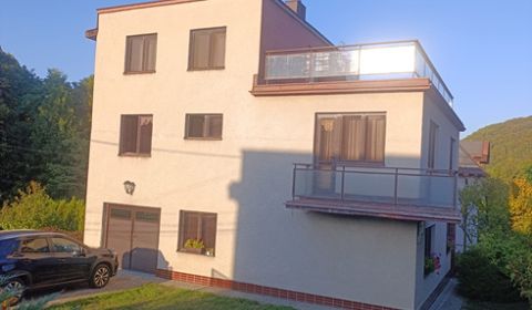 Fončorda Rodinný dom s podlahovou plochou 220 m2 v pokojnom prostredí 