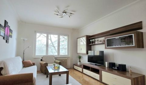 Prenájom pekný 1 izbový byt, Rovníková ulica, Bratislava II. Ružinov