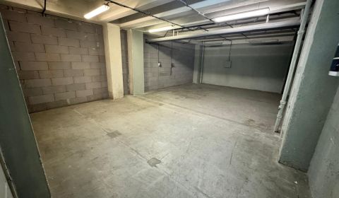 Prenájom skladu 64 m2 v Ružinove na Tomášikovej ul.