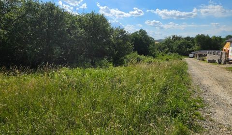 Stavebný pozemok 775/1275 m2, Košice – okolie, Ruskov