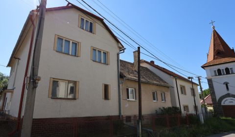Predaj rodinného domu s bonusovým priestorom na pozemku, Zvolen Lukové