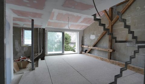 Výnimočný 3-izb. mezonet s galériou | Centrum Žiliny -Republiky