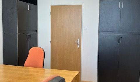 Na prenájom kancelárske priestory 15,14 m² - Banská Bystrica, Zvolensk