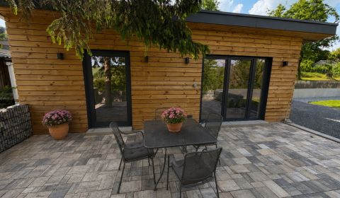 Novostavba chaty, oplotený pozemok 461m2, ZO KUNOV III, Senica