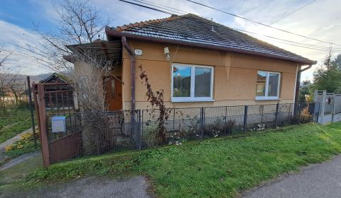 Predáme rodinný dom, 109 m2, Nemčiňany, okr. Zlaté Moravce