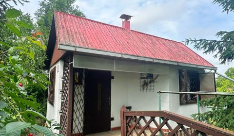 NA PREDAJ ZÁHRADA S MUROVANOU CHATKOU A PIVNICOU, NOVÁ STRÁŽ, KOMÁRNO