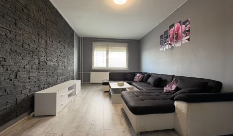 Na predaj: VEĽKÝ 3.byt + LOGGIA + KLÍMA + ŠPAJZA