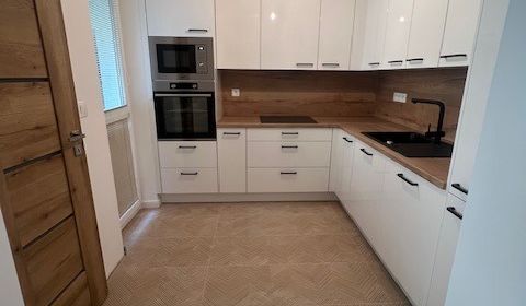 Kompletne prerobený 3i byt na Medenej ul., balkón, loggia