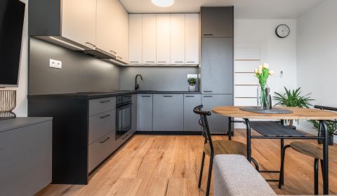 I 2-izbový byt po kvalitnej rekonštrukcii 