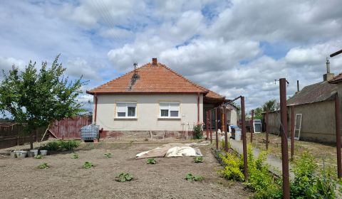 Rodinný dom Trávnik, okr. Komárno 