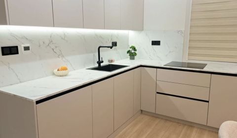 Prenájom moderne zrekonštruovaného 2-izbového bytu