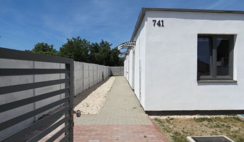 NA PREDAJ MALOMETRÁŽNY BYTOVÝ DOM - Komoča (NZ)