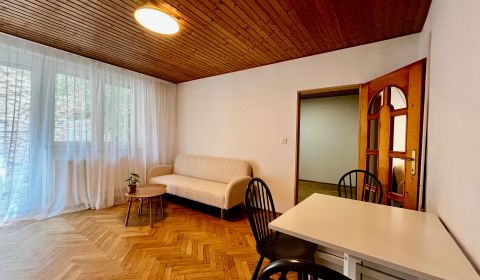 PRENÁJOM,ŠTÝLOVÝ 2 i BYT SO ZÁHRADOU V HISTORICKOM CENTRE Trnavy 