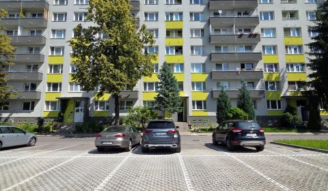  3-izbový byt vo vyhľadávanej lokalite. v Prievidzi