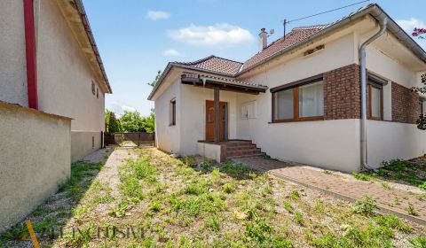Na predaj zrekonštr. 3-izb. rodinný dom, Veľké Blahovo