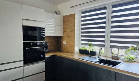REZERVOVANÉ - Novostavba 4i rodinného domu, Suchá nad Parnou