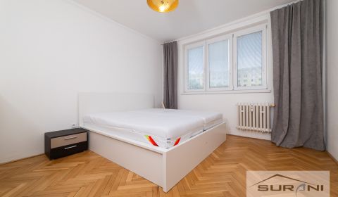 Prenájom 2-izbového bytu s balkónom / 54 m² / Bratislava – Ružinov