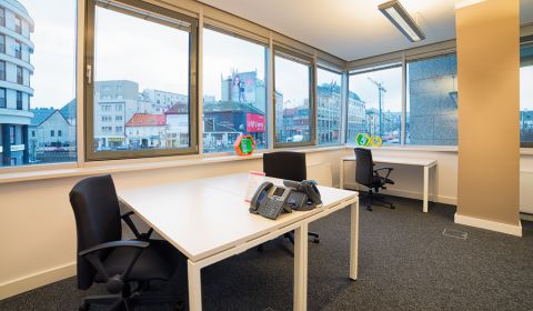 Flexibilné kancelárie Europeum-BAI - Open space a zasadacie miestnosti