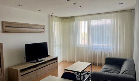 Prenájom pekný 3 izbový byt, ulica Staré záhrady,Bratislava II-Ružinov