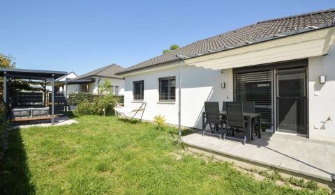 Predaj 4i rodinný dom pri ramene Dunaja, pozemok 394 m2, Rajka