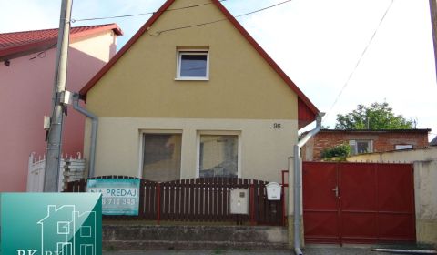 REZERVOVANÉ -SENEC-EXKLUZÍVNE NA PREDAJ - starší 2 izb. samostatne sto