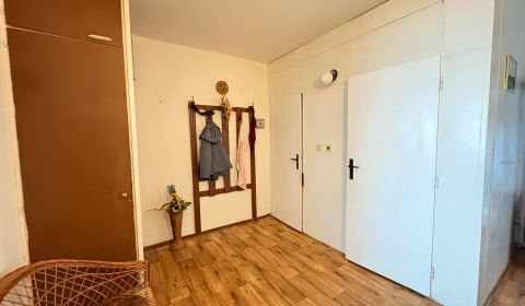 Pôvodný 2 izbový byt -  52 m2  v Michalovciach
