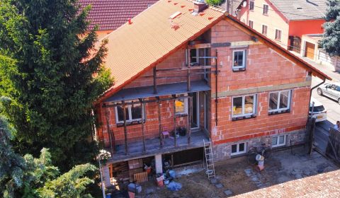 Novostavba v Piešťanoch, pripravená na Váš príbeh...