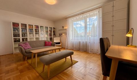 3-izbový byt | 76 m² | Lodžia 9,5 m² | Výhľad na mestský park