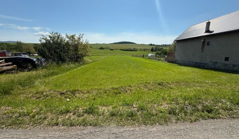 Stavebný pozemok 2097 m2 - Zvolen - Babiná